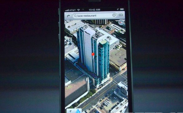 iPhone 5 - iOS 3D Maps